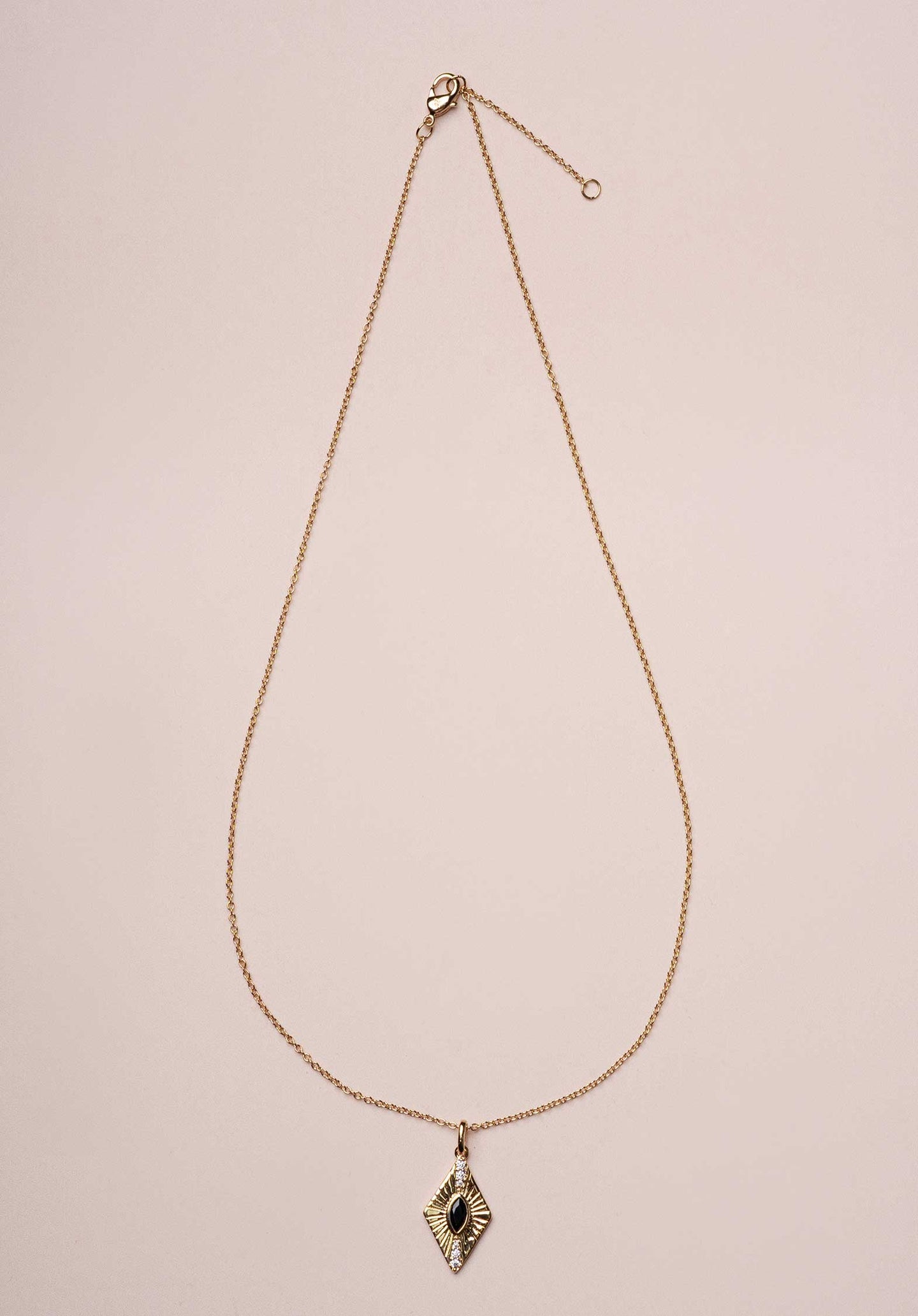 Necklace 23ptpnk19 Liz Collier Black