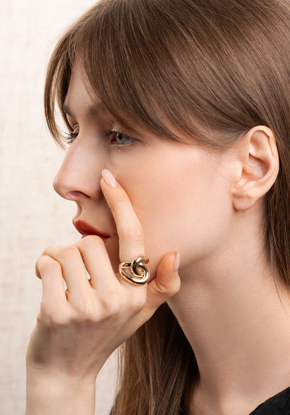 LES CLEIAS | Ariela Bague Ring -  Plated Gold