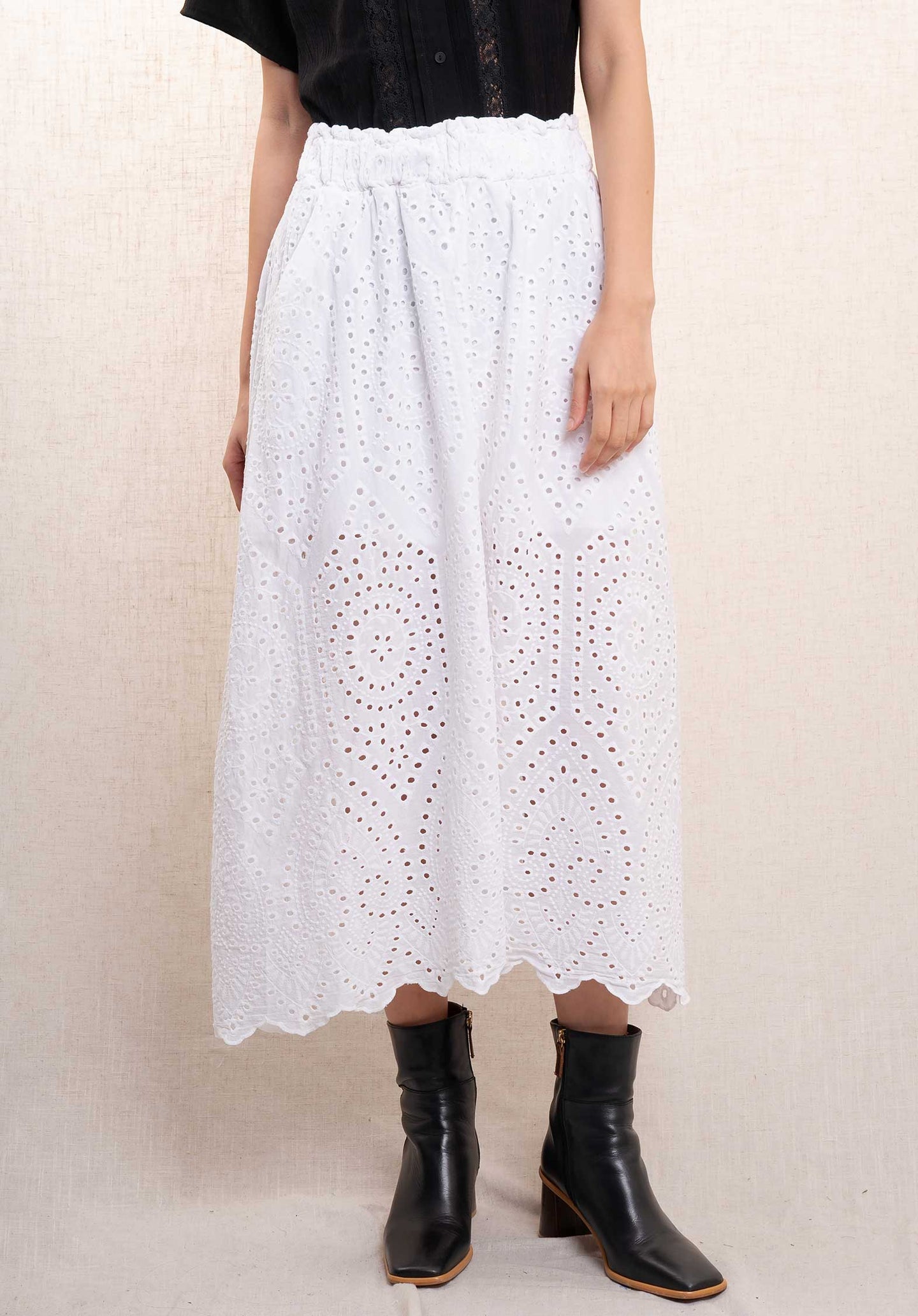 Skirt G2397sg White