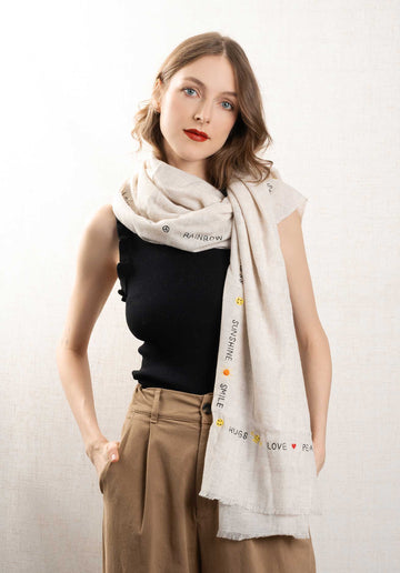 Scarf Hug Smile Scarf Oatmeal