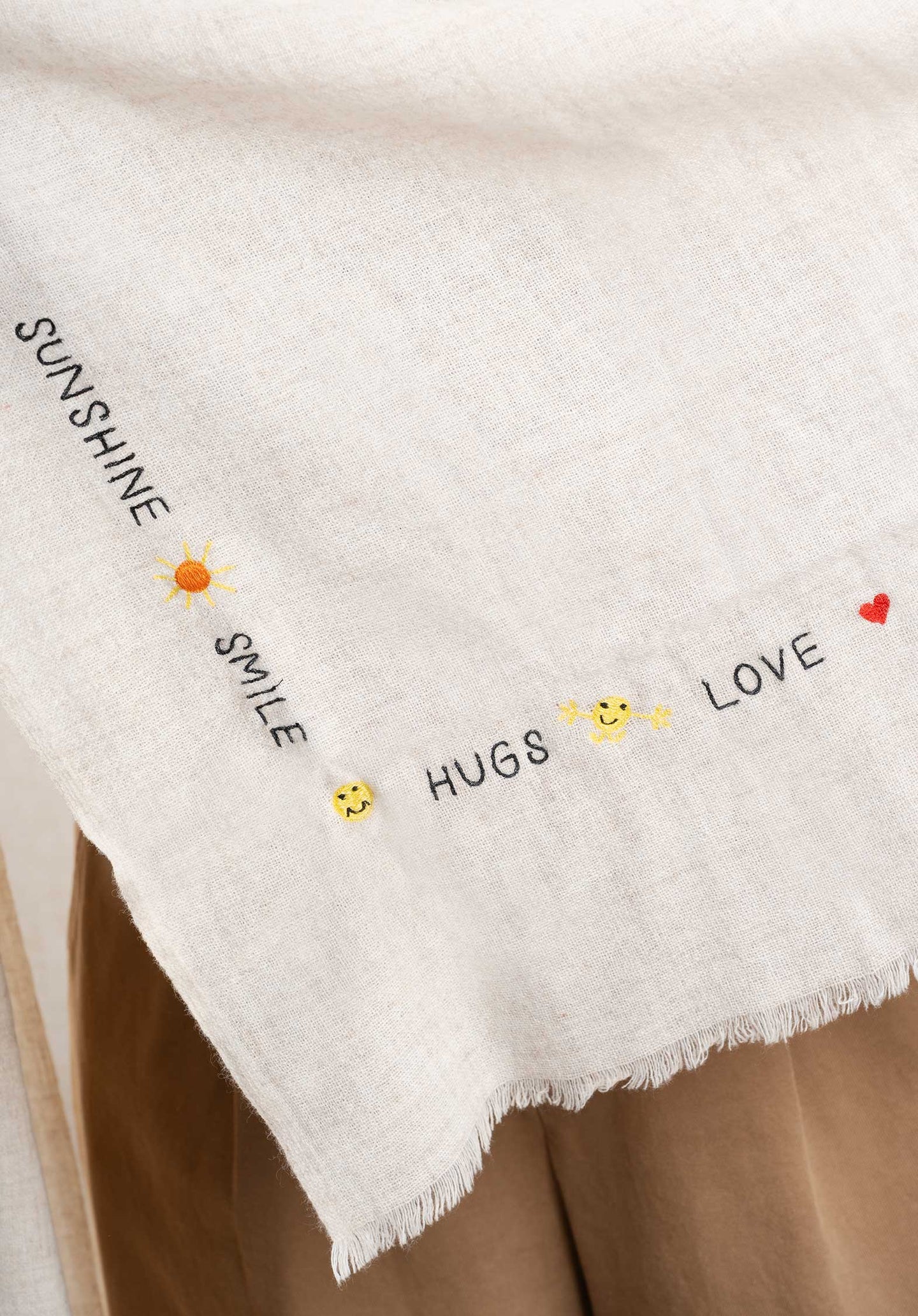 Scarf Hug Smile Scarf Oatmeal