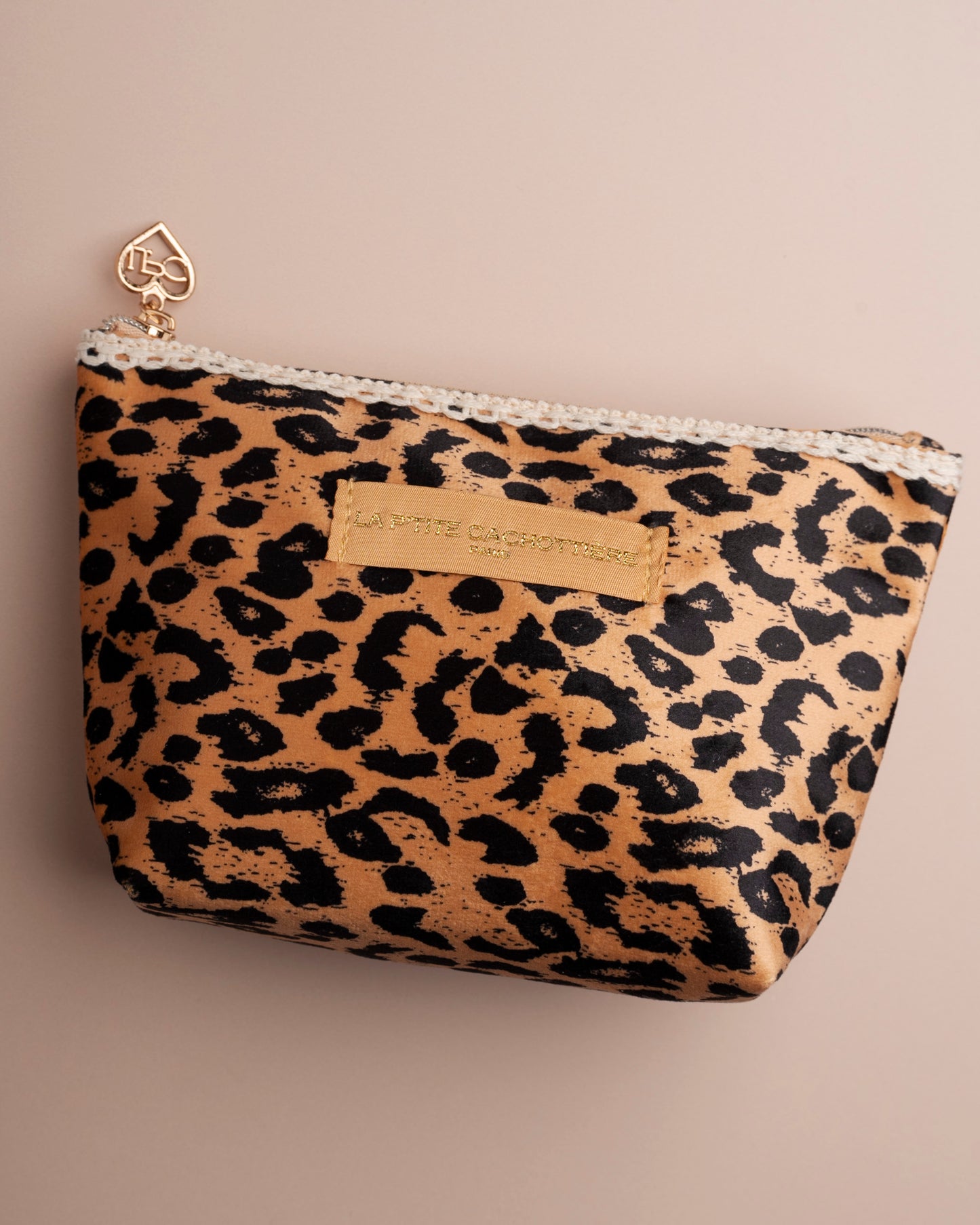 Pouch 60200 Brown