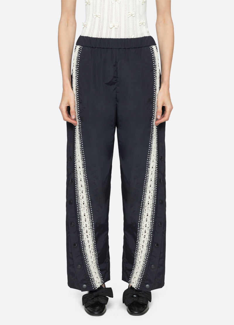Sea New York Women's Alberta Pearl Windbreaker Pants 100% Nylon - Black