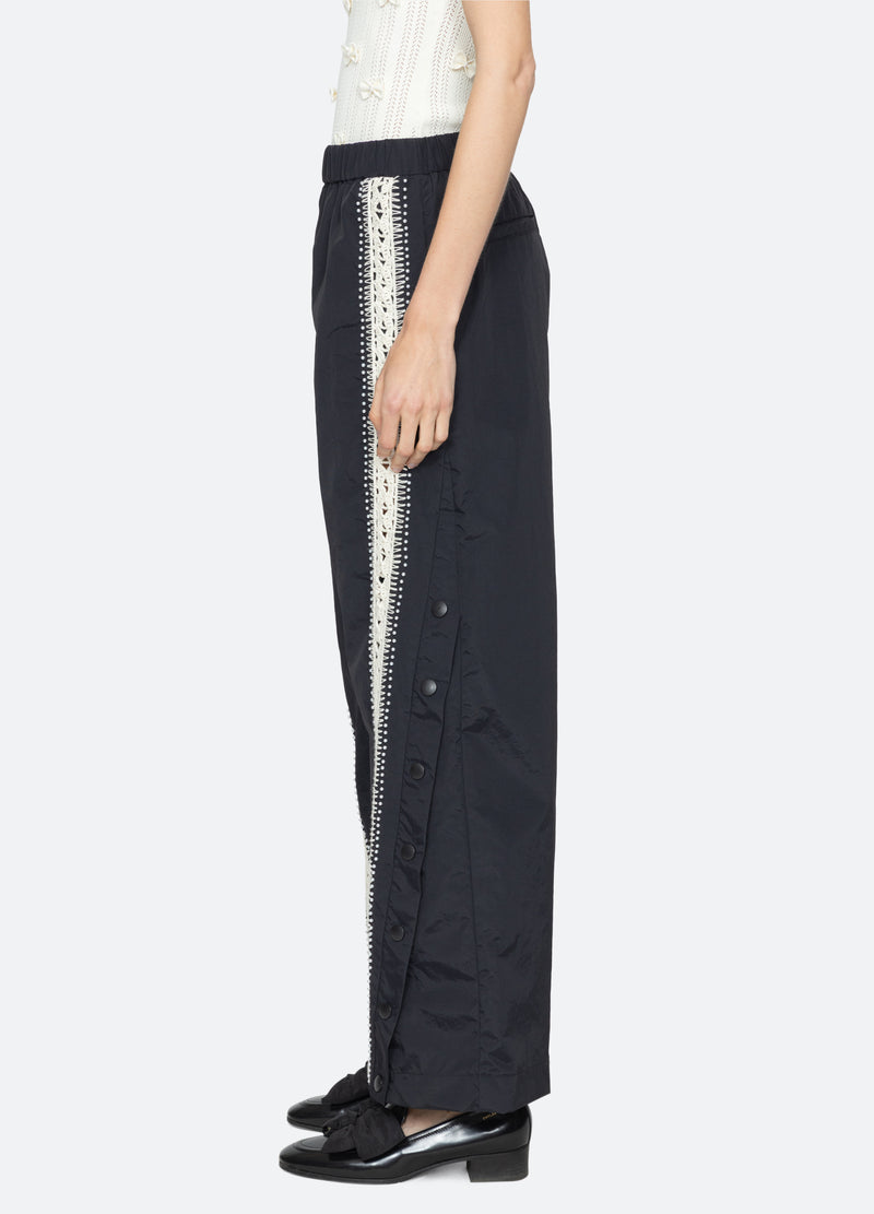 Sea New York Women's Alberta Pearl Windbreaker Pants 100% Nylon - Black