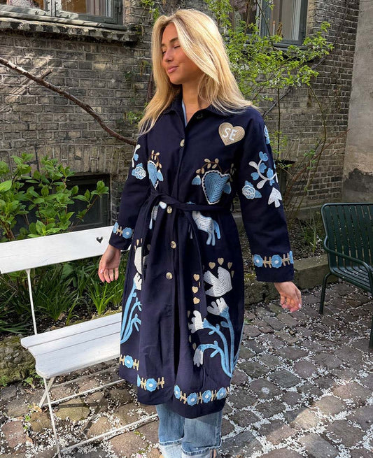 SISSEL EDELBO-588 ROSE SUZANI 2038-NAVY HORSES_02.jpg