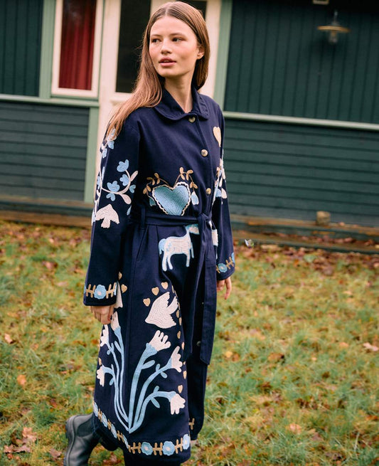 SISSEL EDELBO-588 ROSE SUZANI 2038-NAVY HORSES_03.jpg