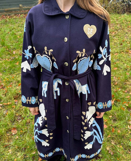 SISSEL EDELBO-588 ROSE SUZANI 2038-NAVY HORSES_04.jpg