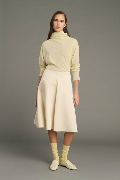 SOEUR-142 KELYA-CREME_03.jpg