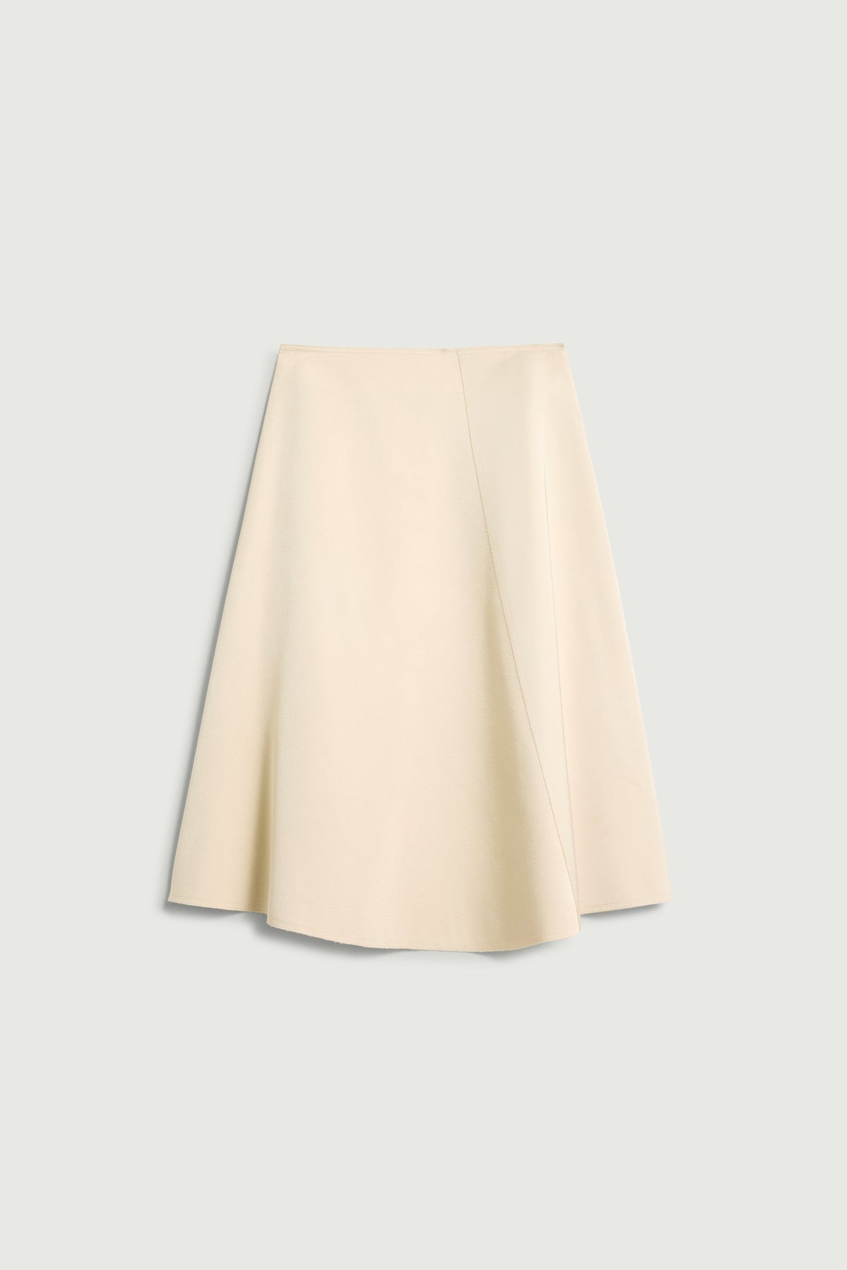 SOEUR-142 KELYA-CREME_07.jpg