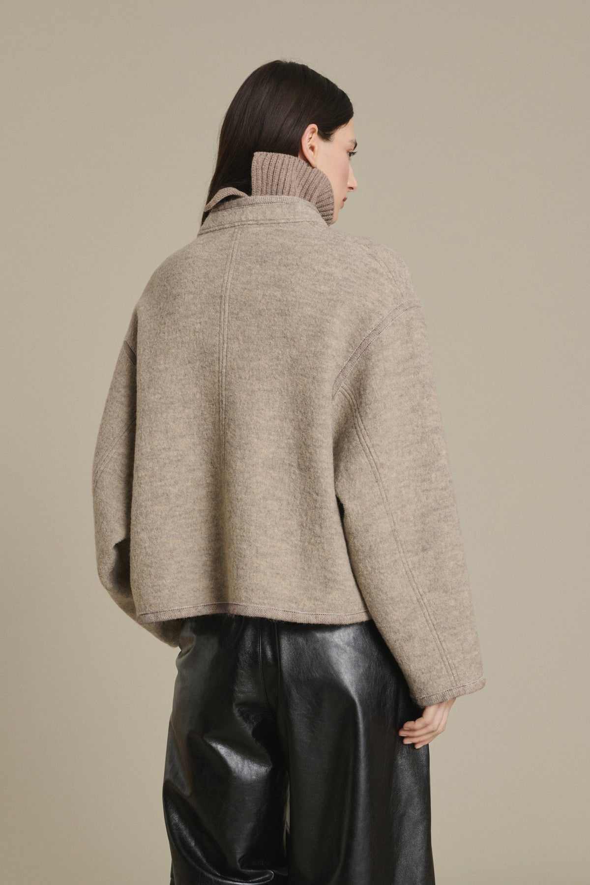 SOEUR-142 OLYMPE-BEIGE GRIS_04.jpg