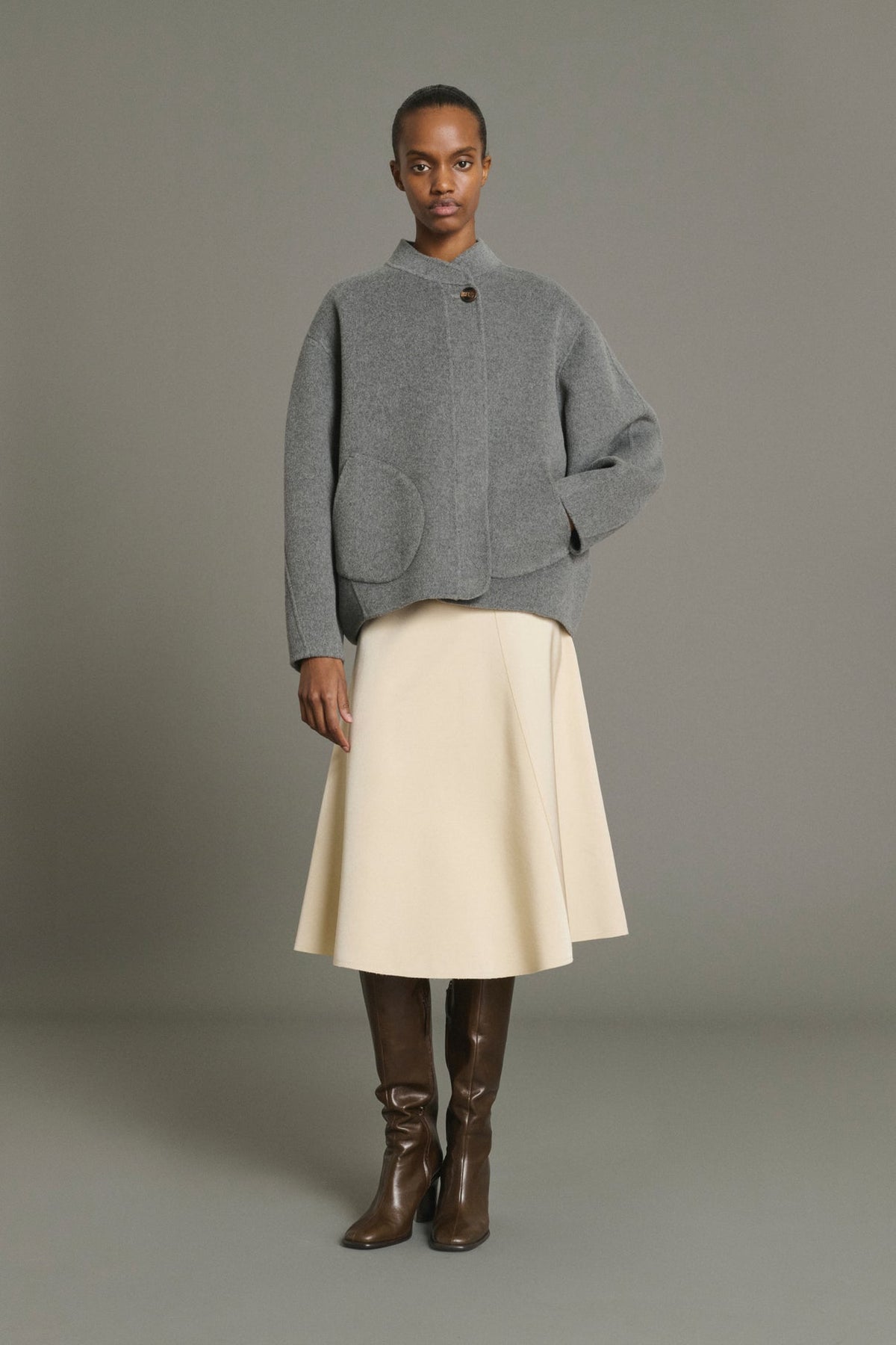 SOEUR-142 WINDSOR-GRIS CLAIR_04.jpg