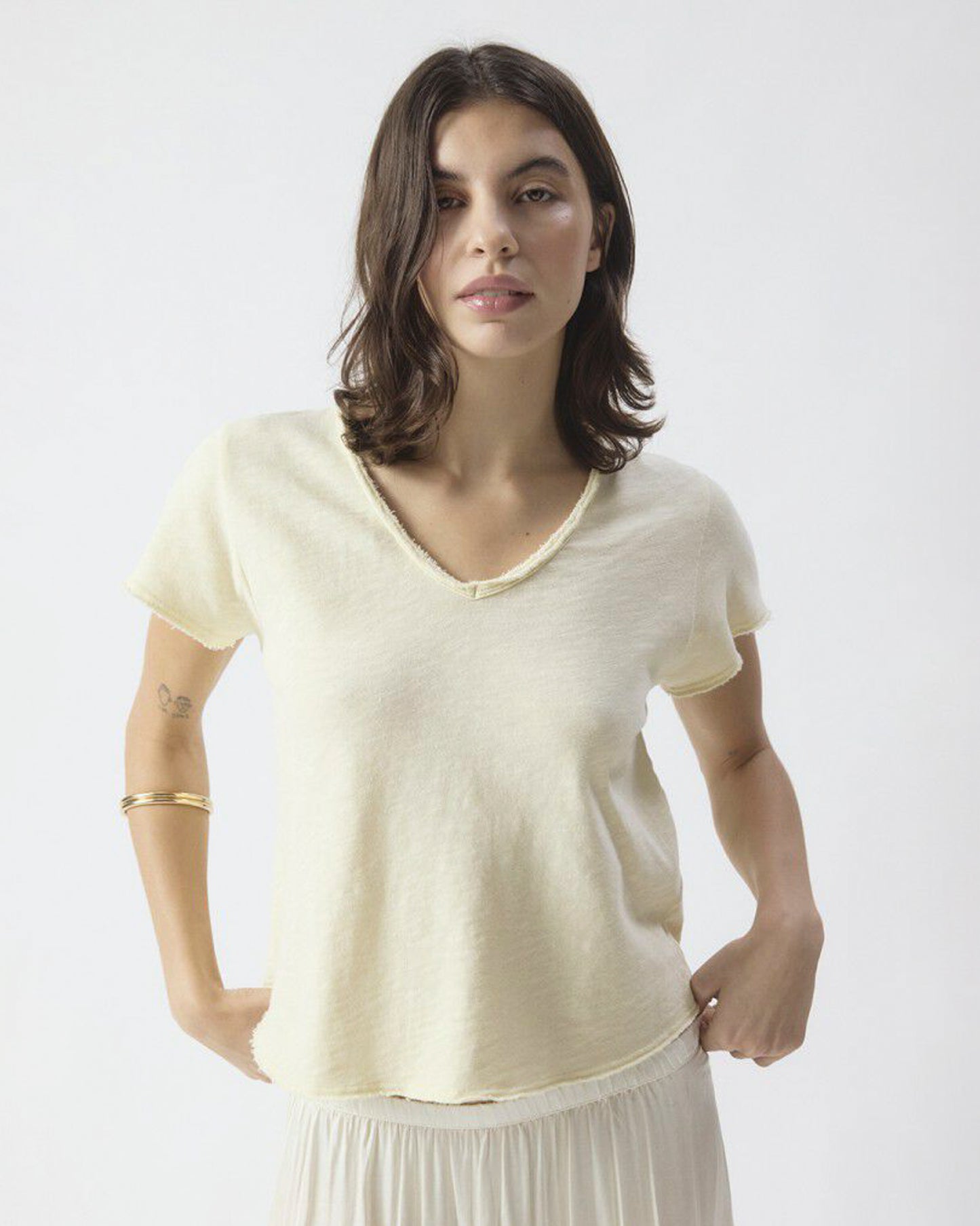 SON02AGH26-VANIVIN-MODEL-1-large copy.JPG