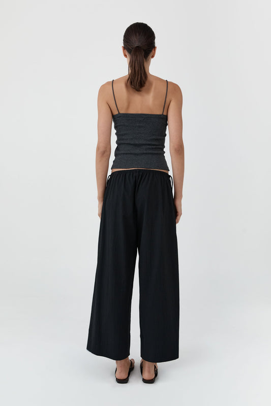 ST. AGNI-702 CROP DRAWSTRING PANTS-BLACK_04.jpg