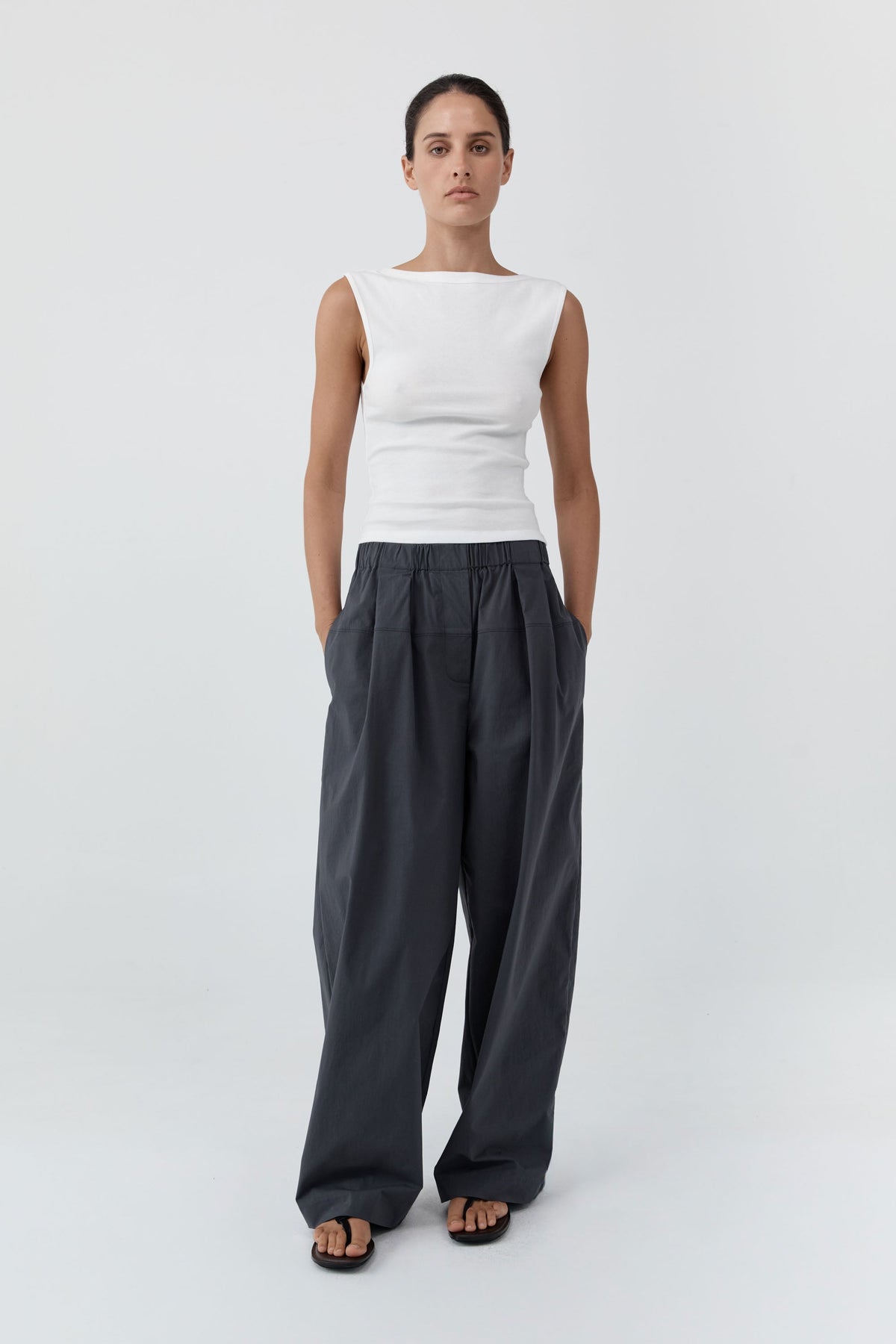 ST. AGNI-702 RELAXED PLEAT PANTS-IRON GLAZE_01.jpg