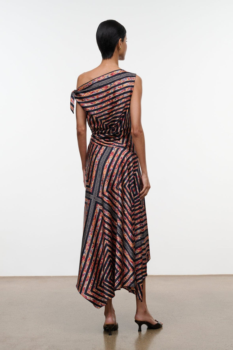 STAUD-688 PORTIA SILK DRESS-STUDIO_04.jpg