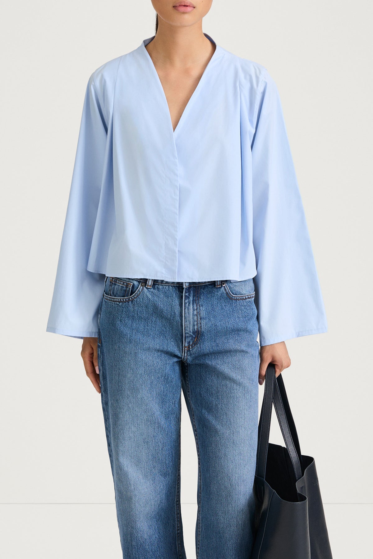 STYLEIN-719 JAYLENE SHIRT-LIGHT BLUE_03.jpg