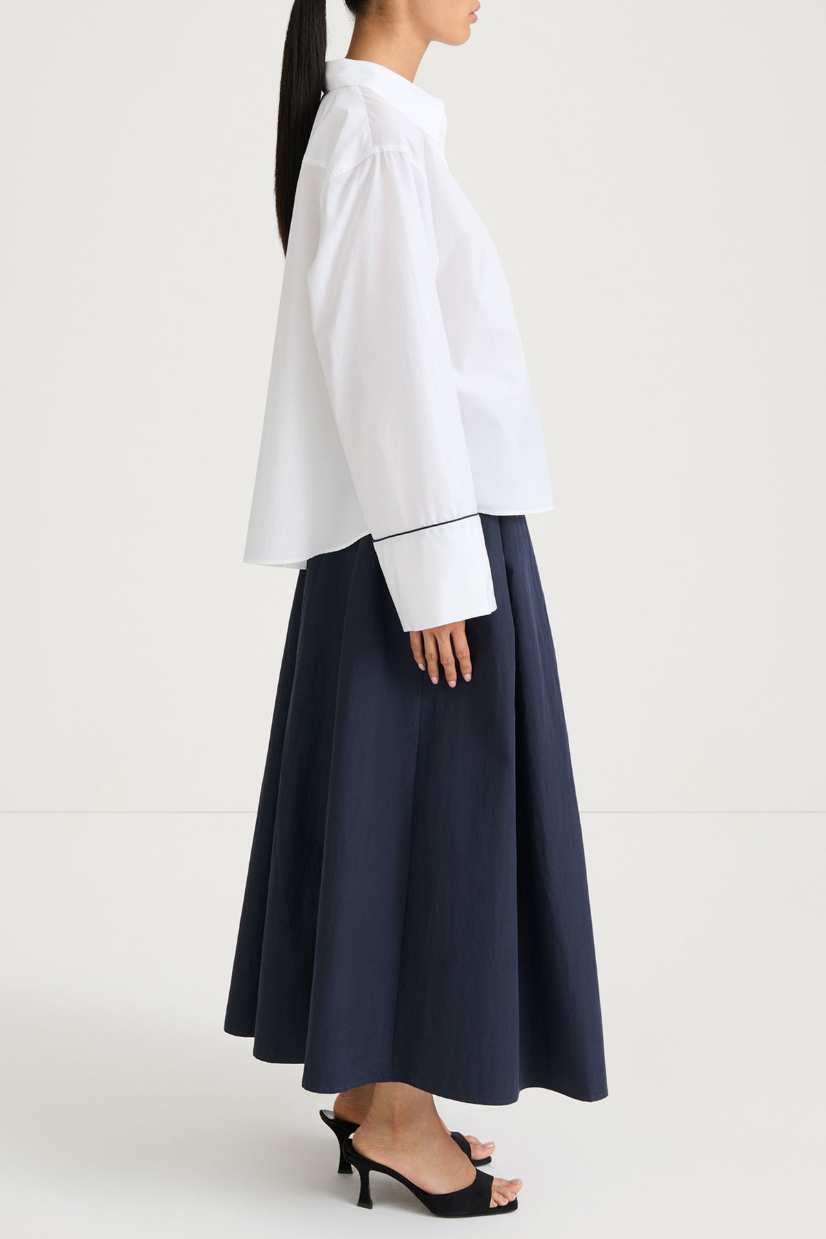 STYLEIN-719 JOVANNA SHIRT-WHITE_04.jpg