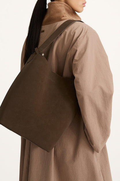 STYLEIN-719 SABLE COAT-HAZEL_07.jpg