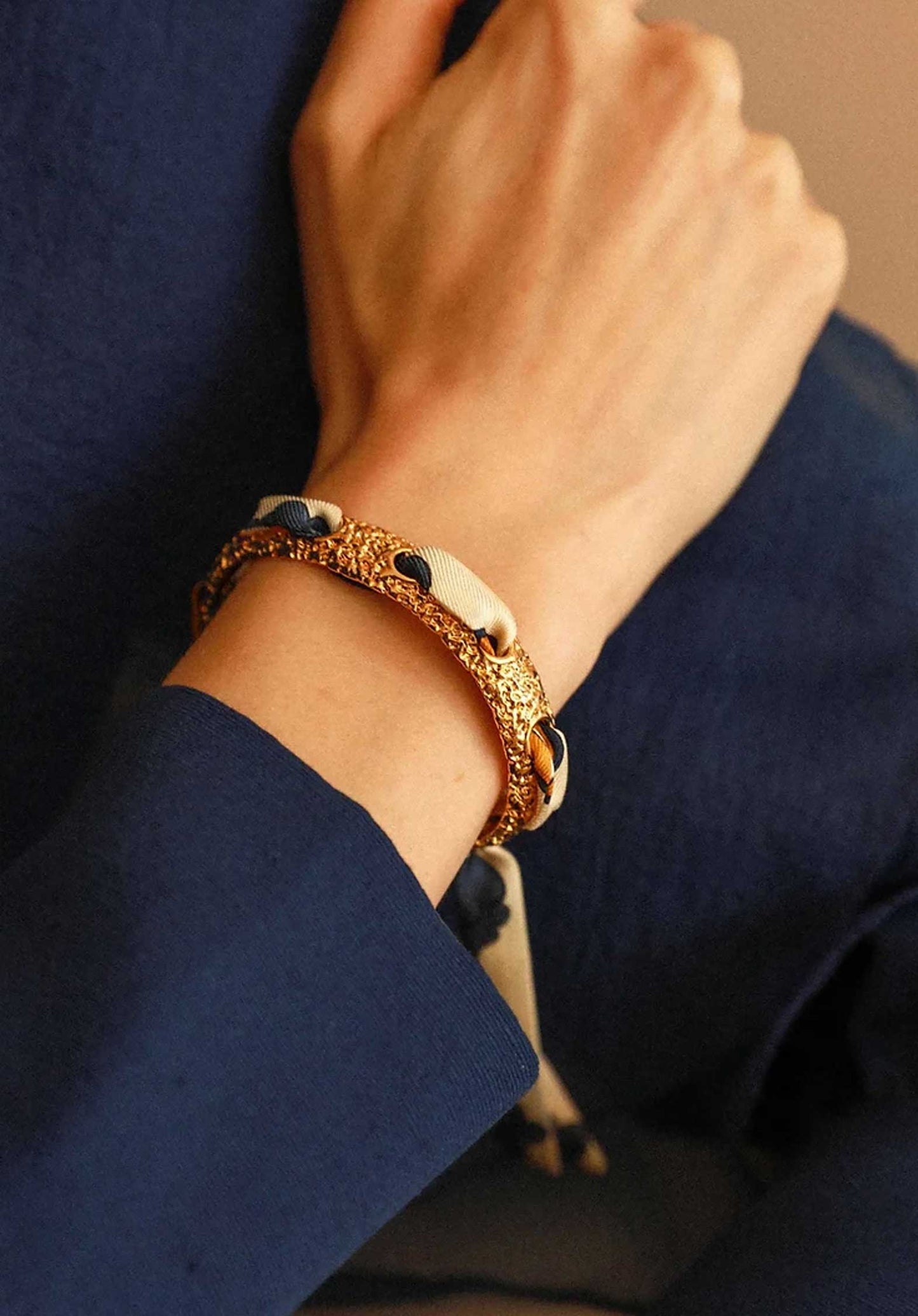 Bracelet Queen Le-Cirque-De-Sreve-N