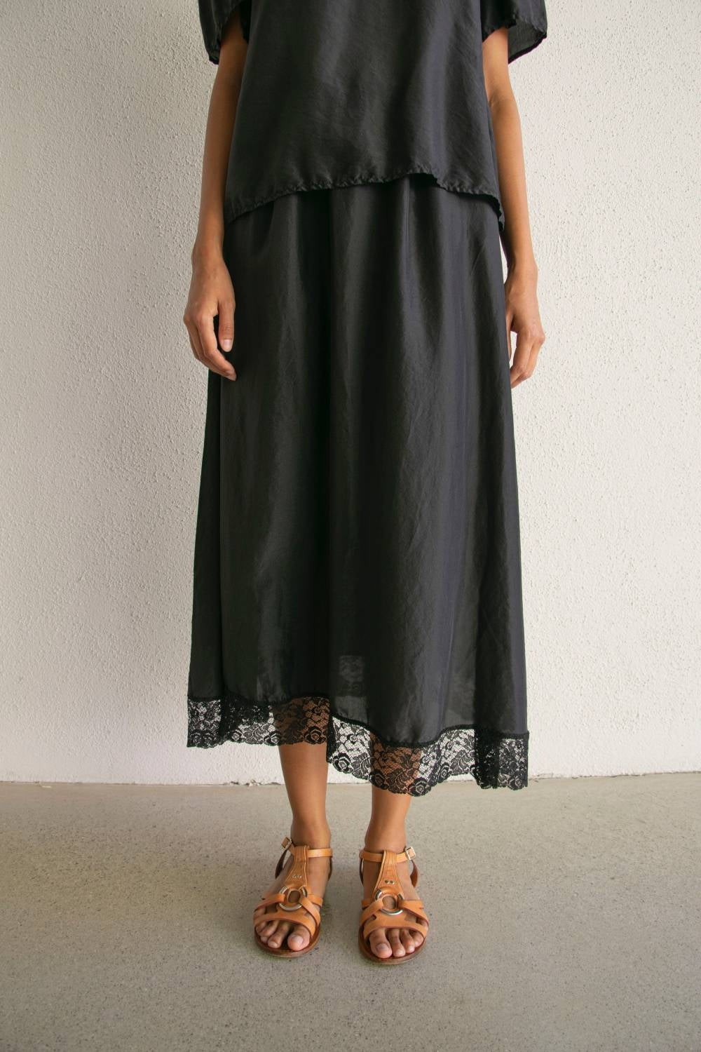 Tank La Fille Lace To Black