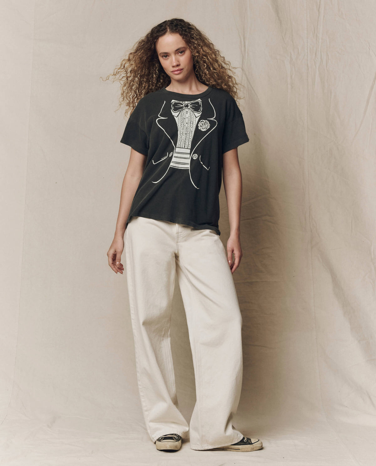 THE GREAT-475 BOXY CREW TUXEDO-WASHED BLACK_06.jpg
