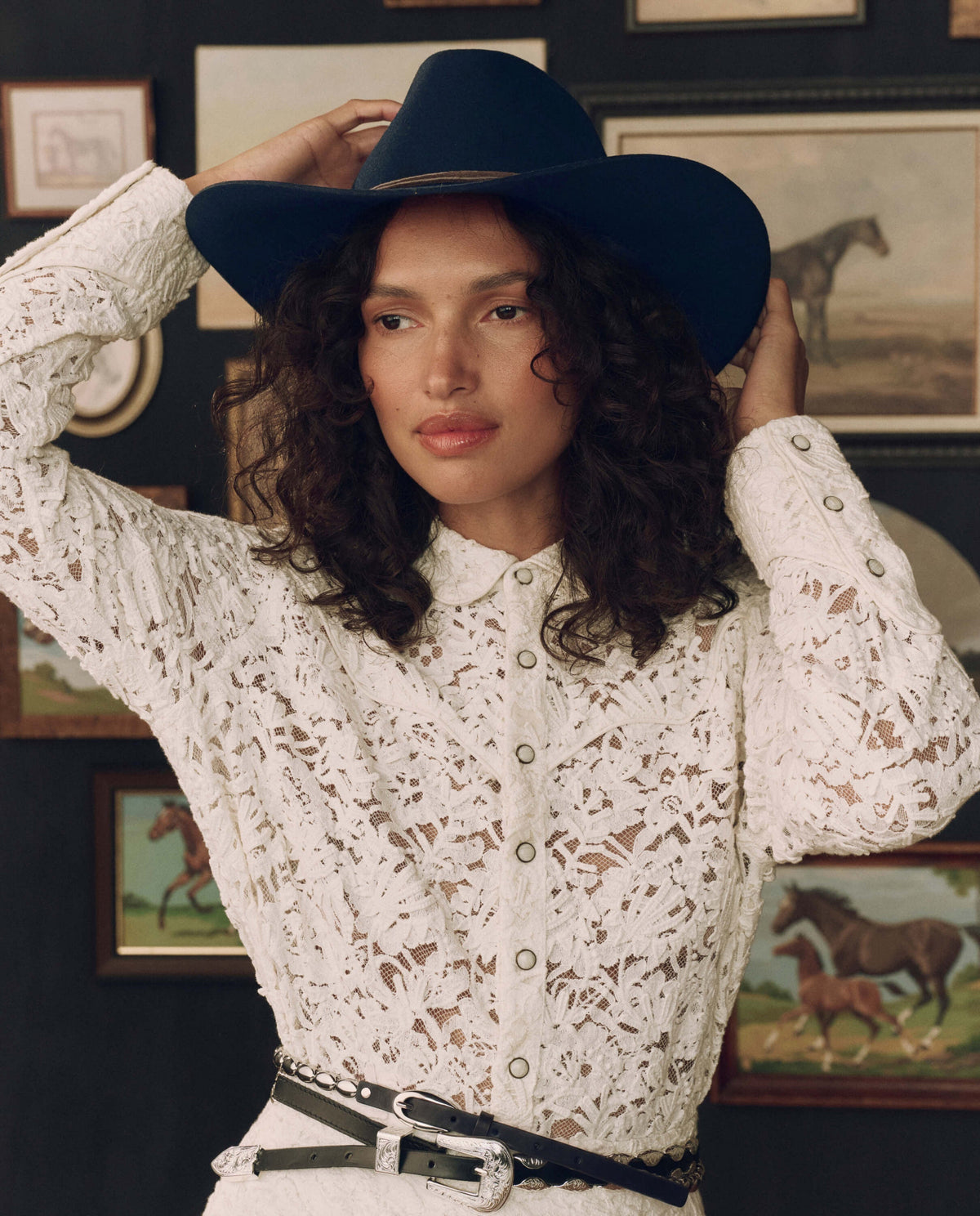 THE GREAT-475 RELIC LACE WEST SHIRT-CREAM_01.jpg