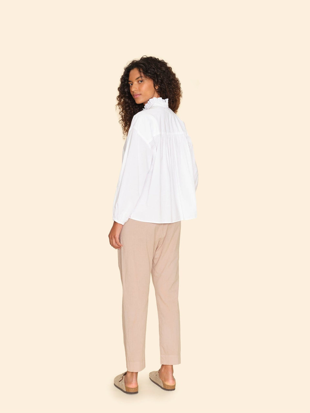 XIRENA | Draper Pant - Beige Cotton Poplin Sand-Dollar