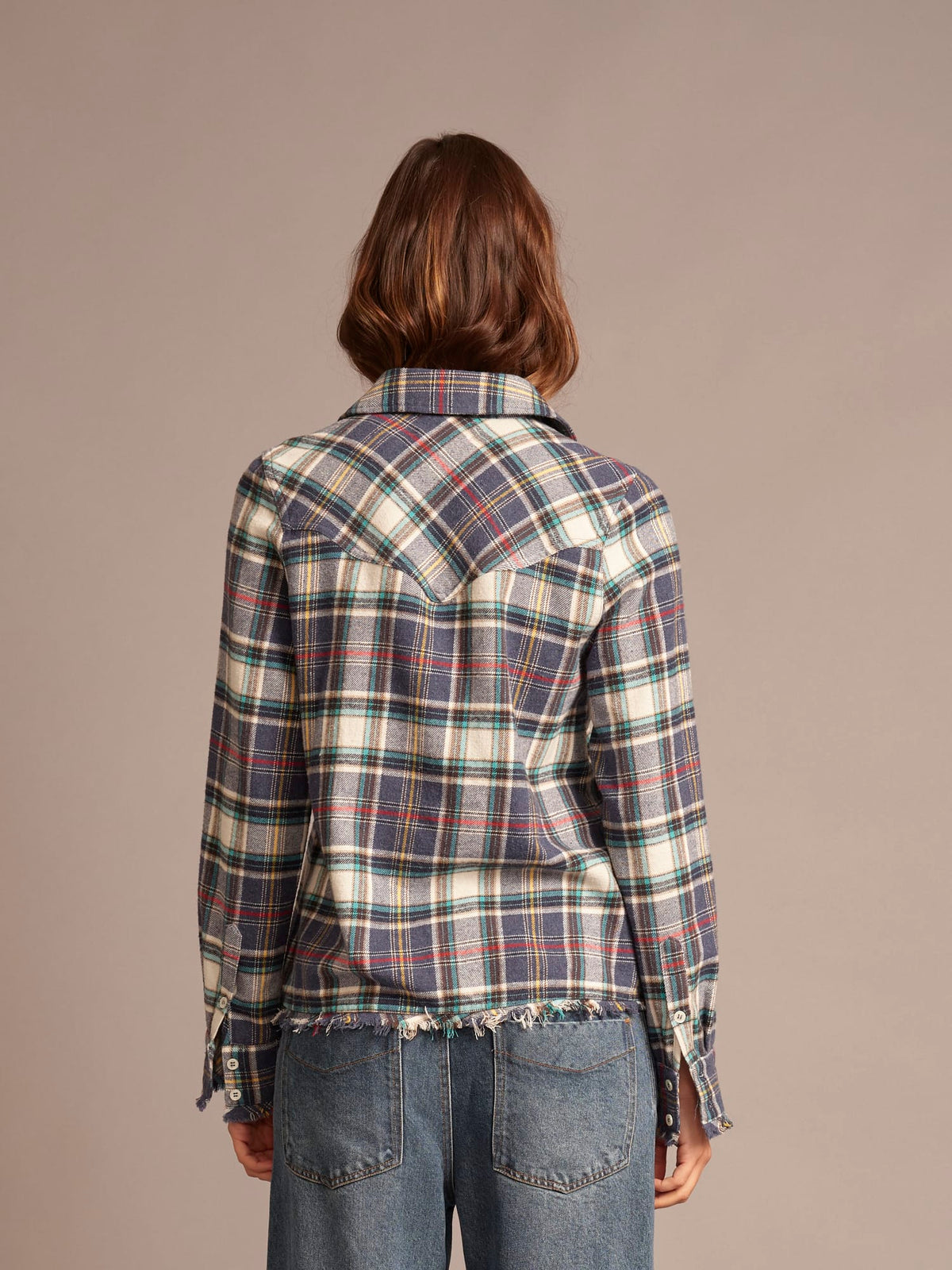 XIRENA-443 EASTWOOD SHIRT-MOONWASH BLUE_04.jpg