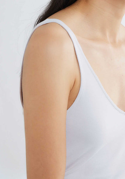 Tank 001-fde156 White