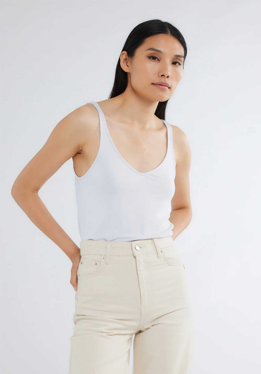 Tank M 001-fde156 White