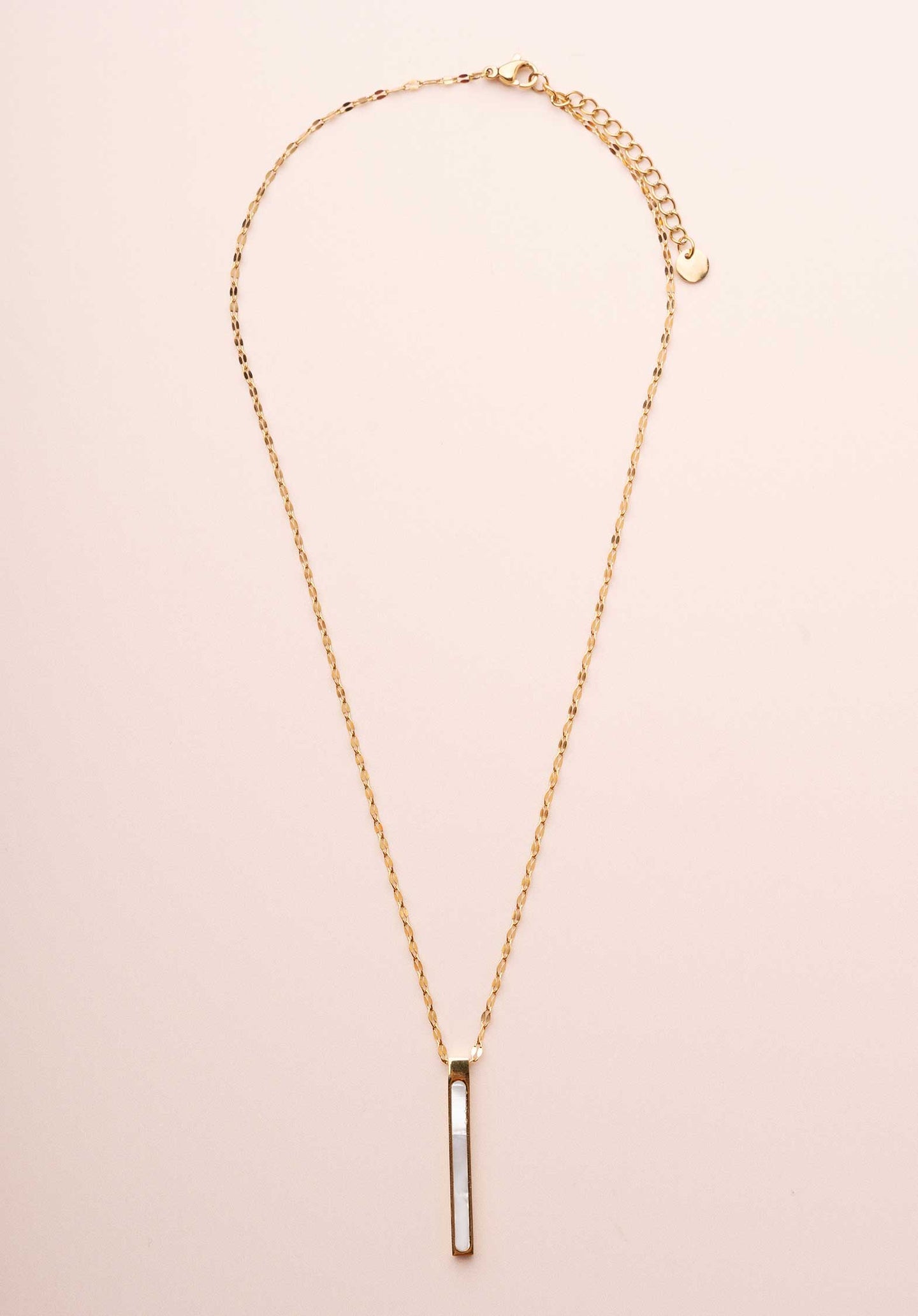 Necklace Golden B Collier Nacre-Blanche