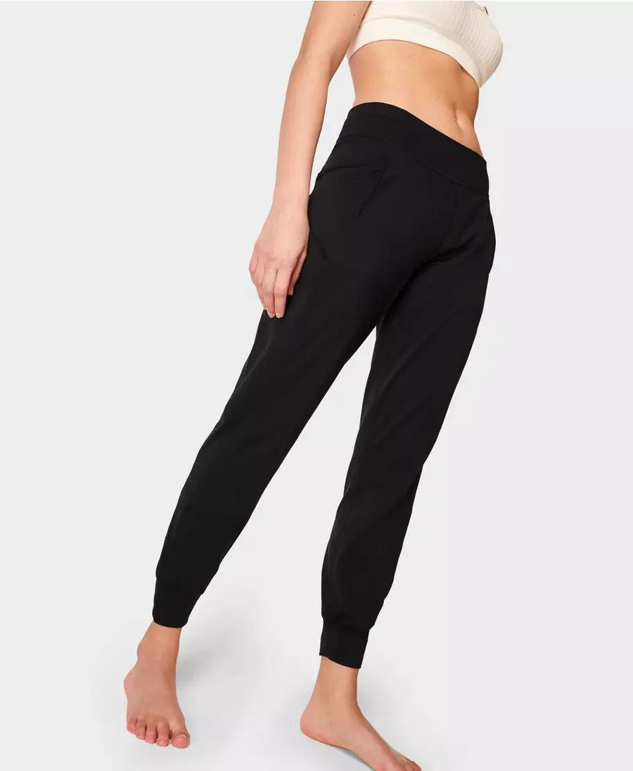 Gaia Yoga Capri Pants - Black, Women's Trousers & Yoga Pants