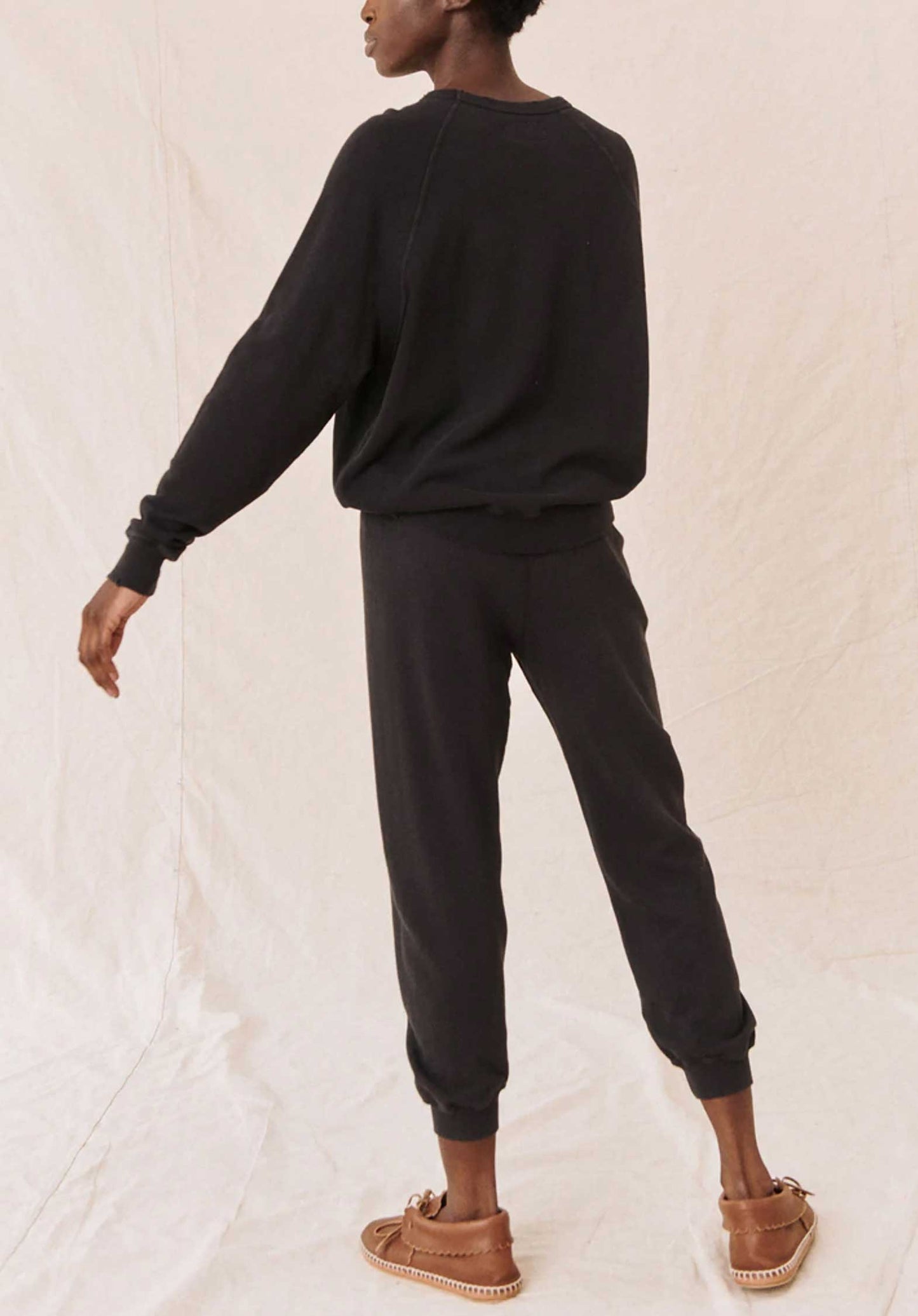 Pants B590085 Almost-Black