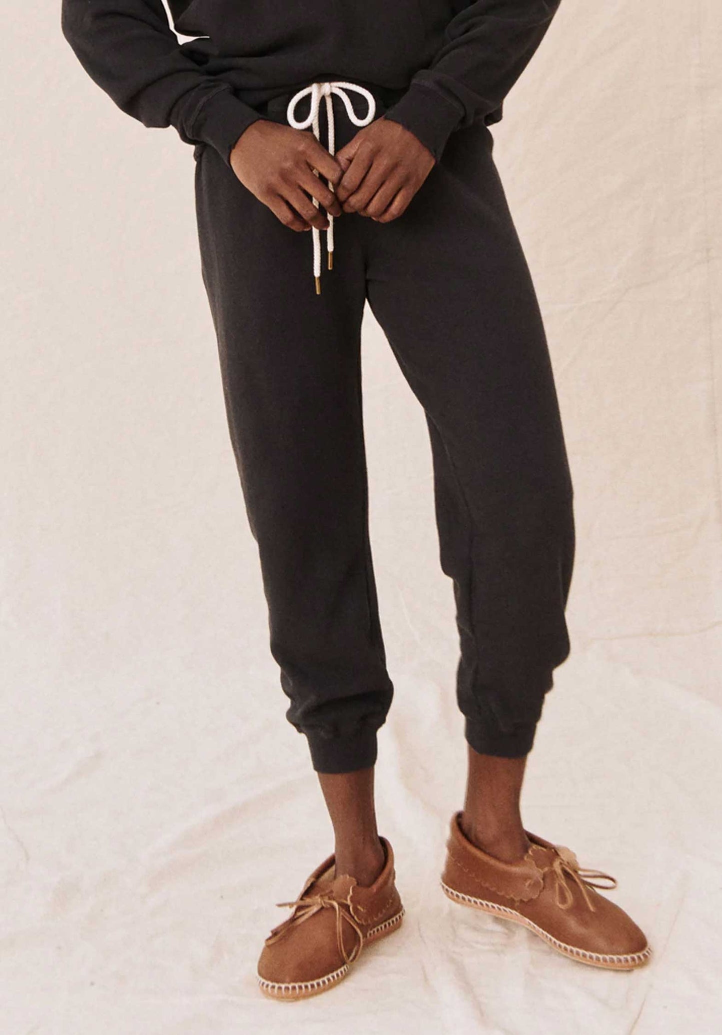 Pants B590085 Almost-Black