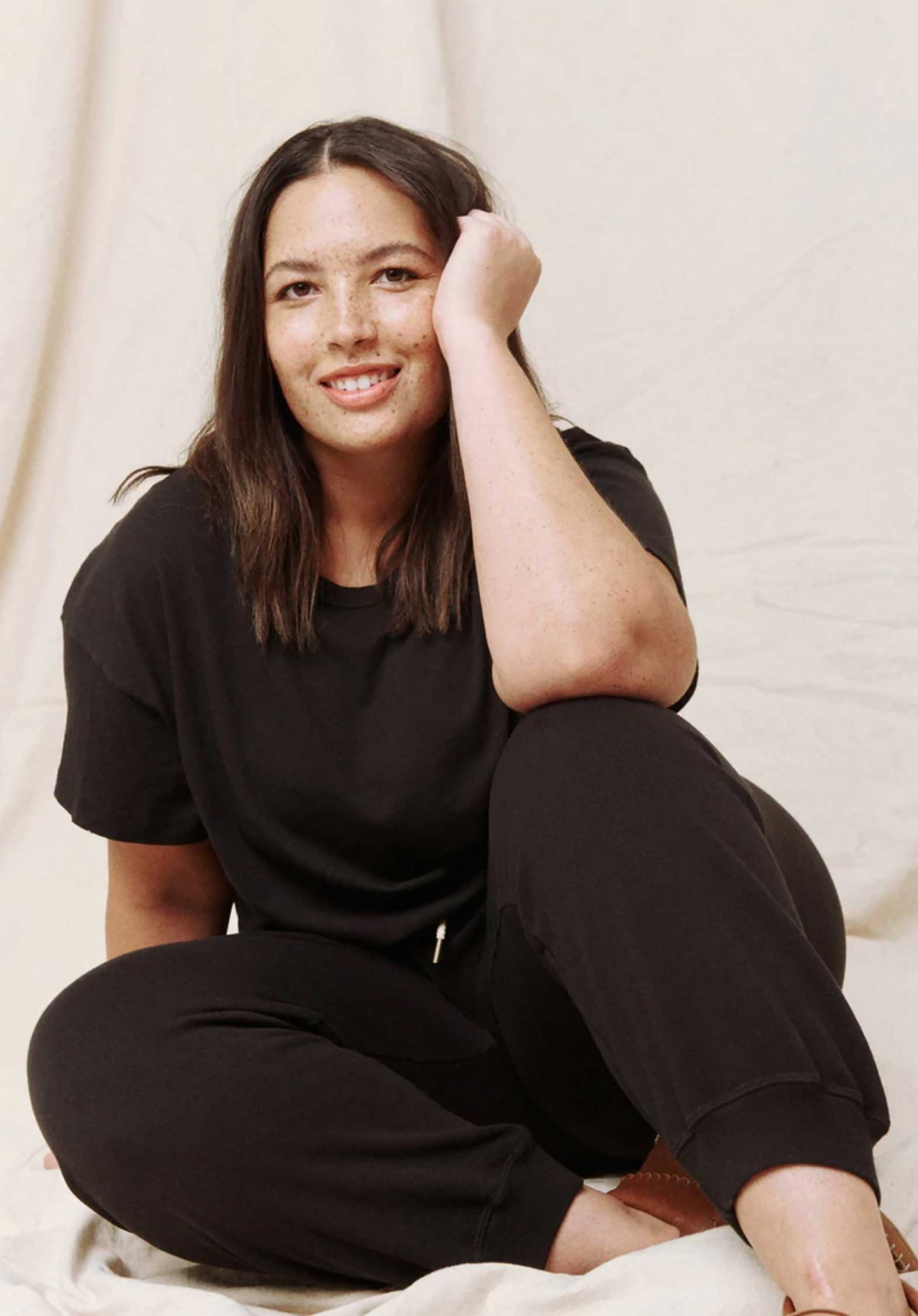 Pants B590085 Almost-Black