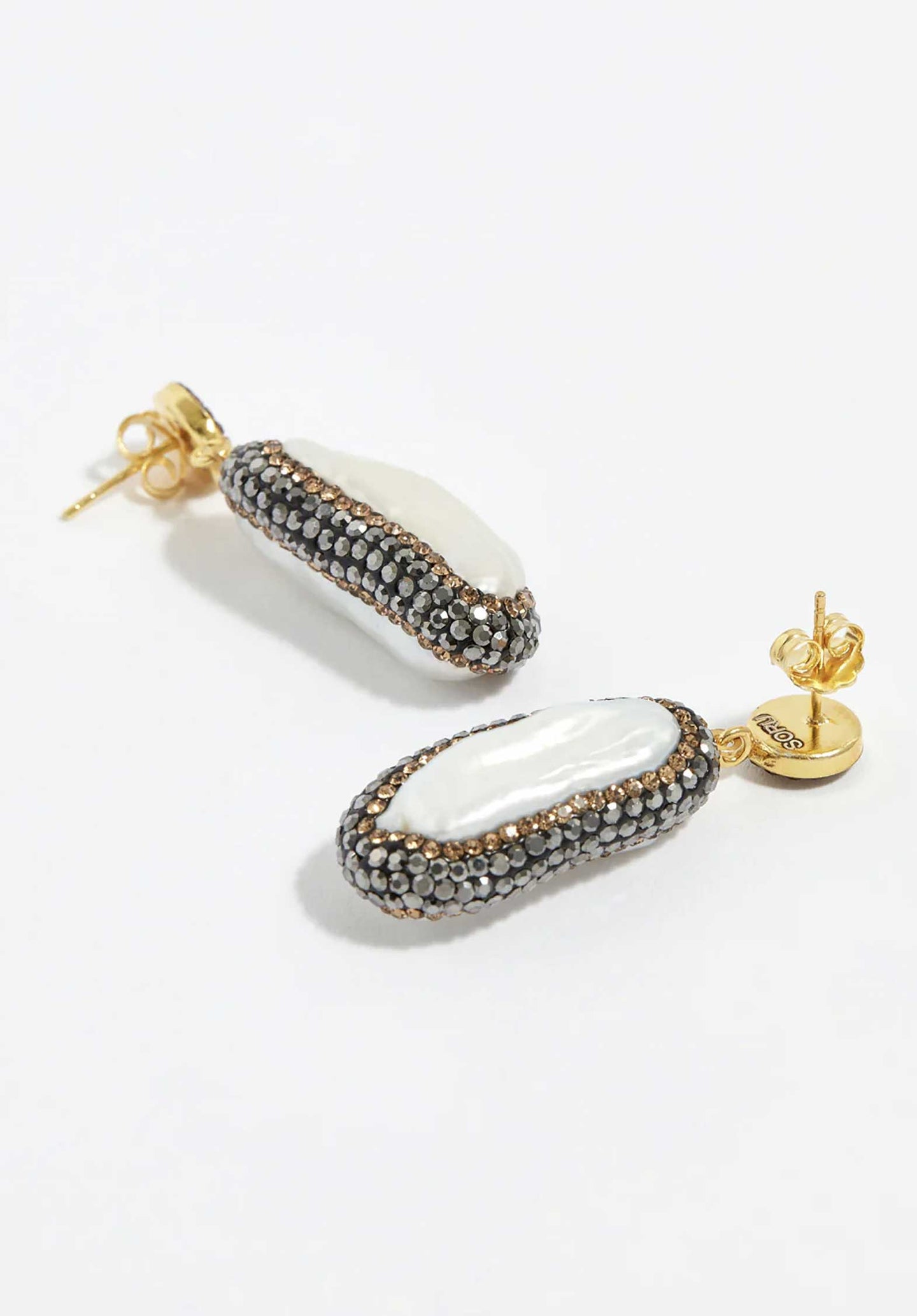 Earring Baroque Pearl Do Gold