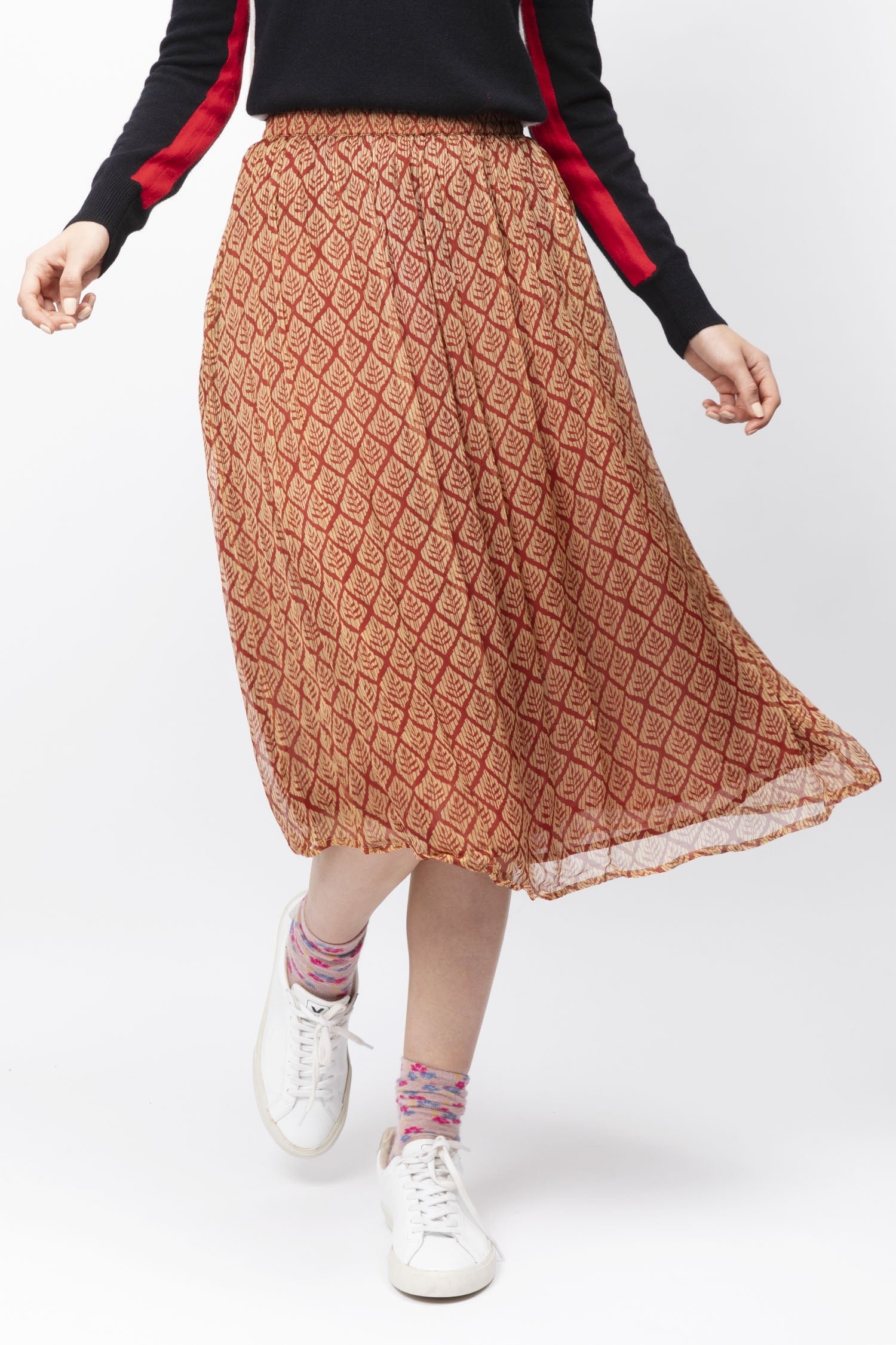 Harford shirts, dresses and pants for women