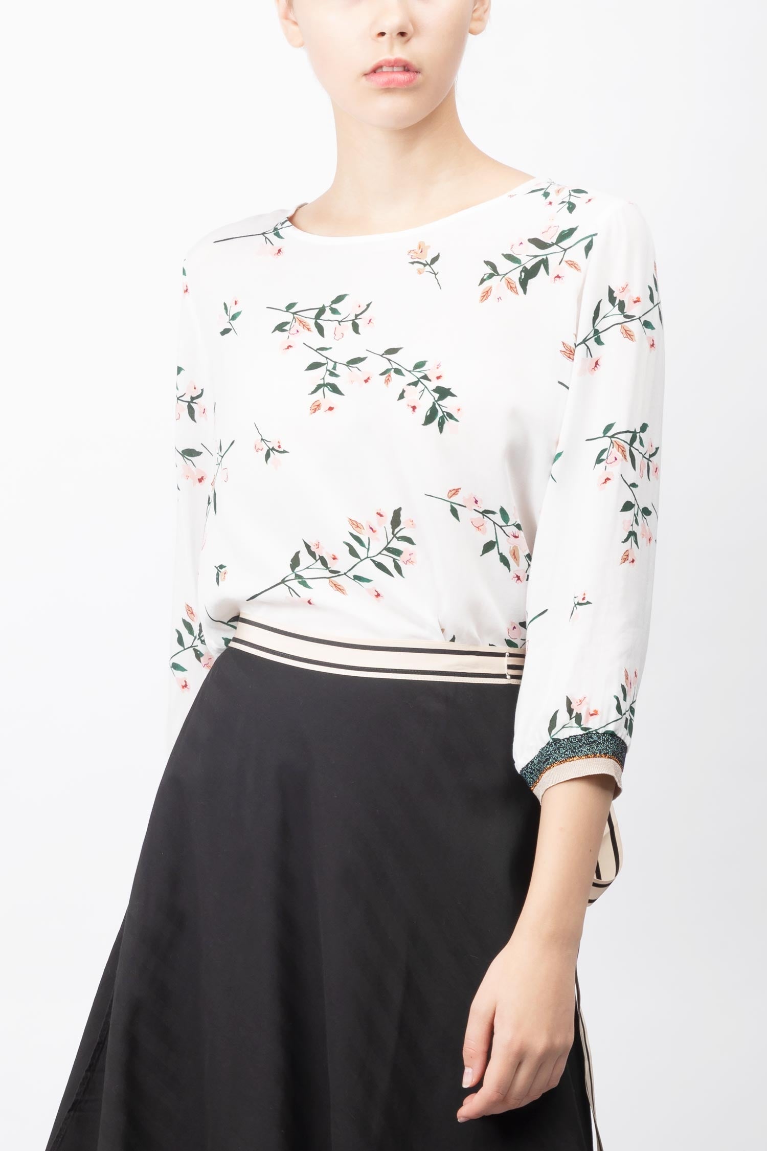 Bellerose dresses, skirts, tops, bags and clothings for women online