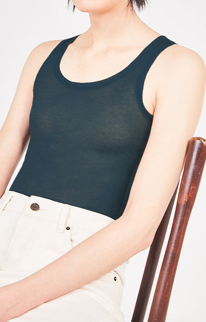 American Vintage dresses, pants and shirts for women