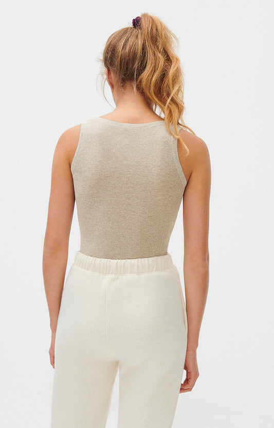 American Vintage dresses, pants and shirts for women