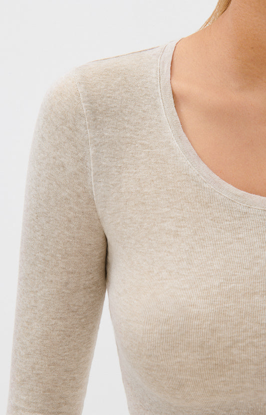 American Vintage dresses, pants and shirts for women