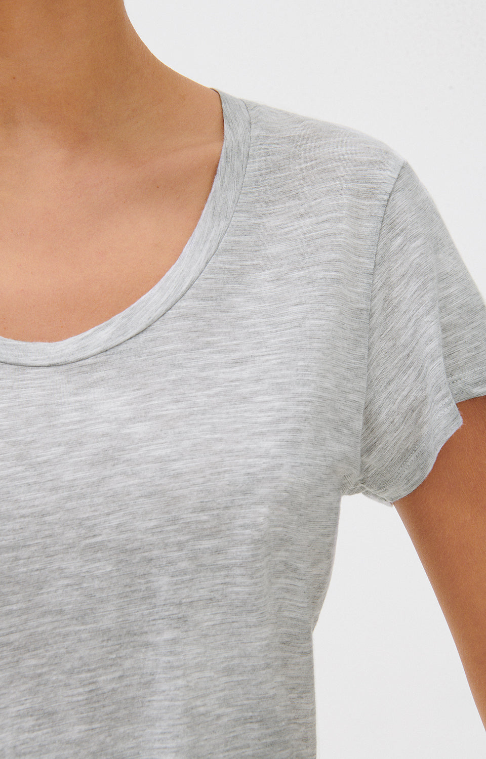 American Vintage dresses, pants and shirts for women