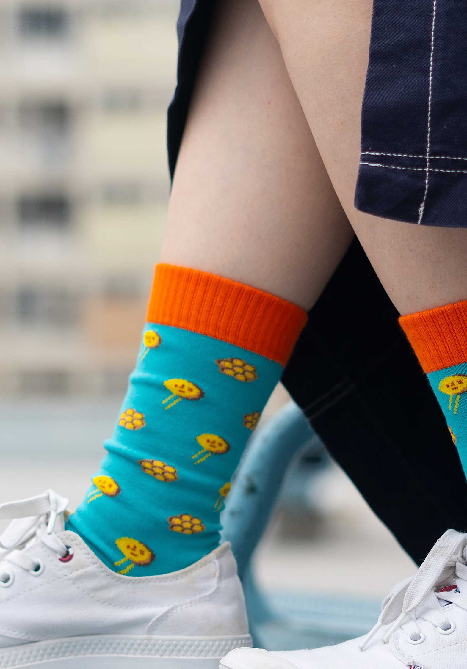 Bubble Waffle Socks Blue - RUE MADAME | BOUTIQUE PARISIENNE