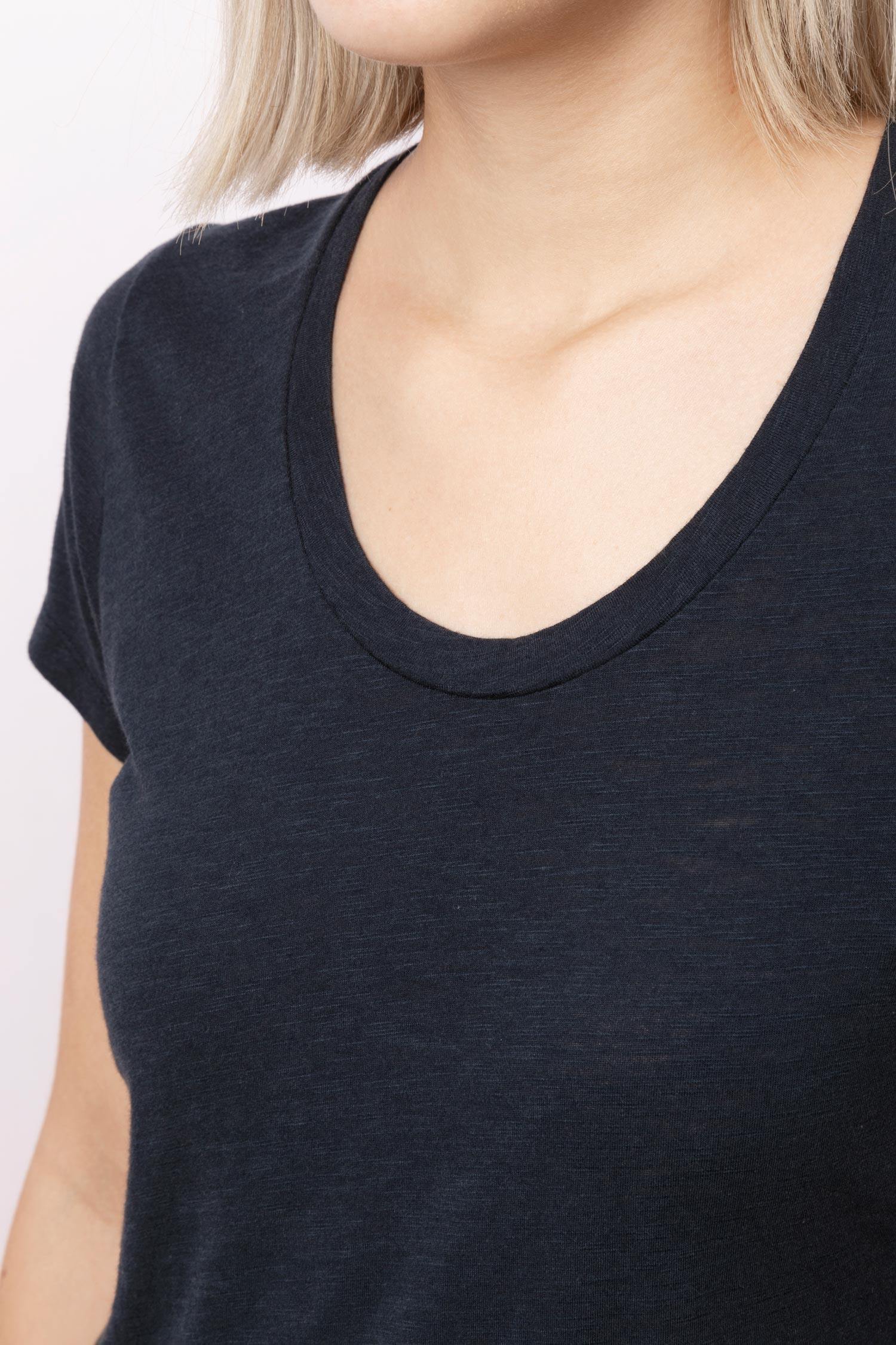 American Vintage dresses, pants and shirts for women