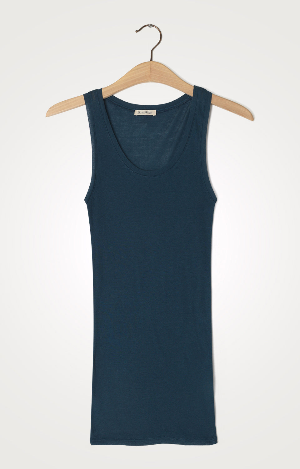 American Vintage dresses, pants and shirts for women